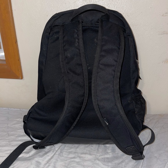 ❌SOLD❌ Nike Swoosh Bookbag - Picture 3 of 12